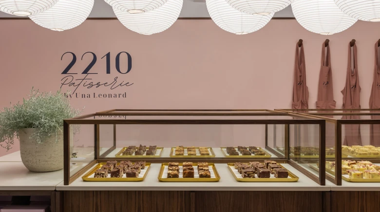 2210 Patisserie